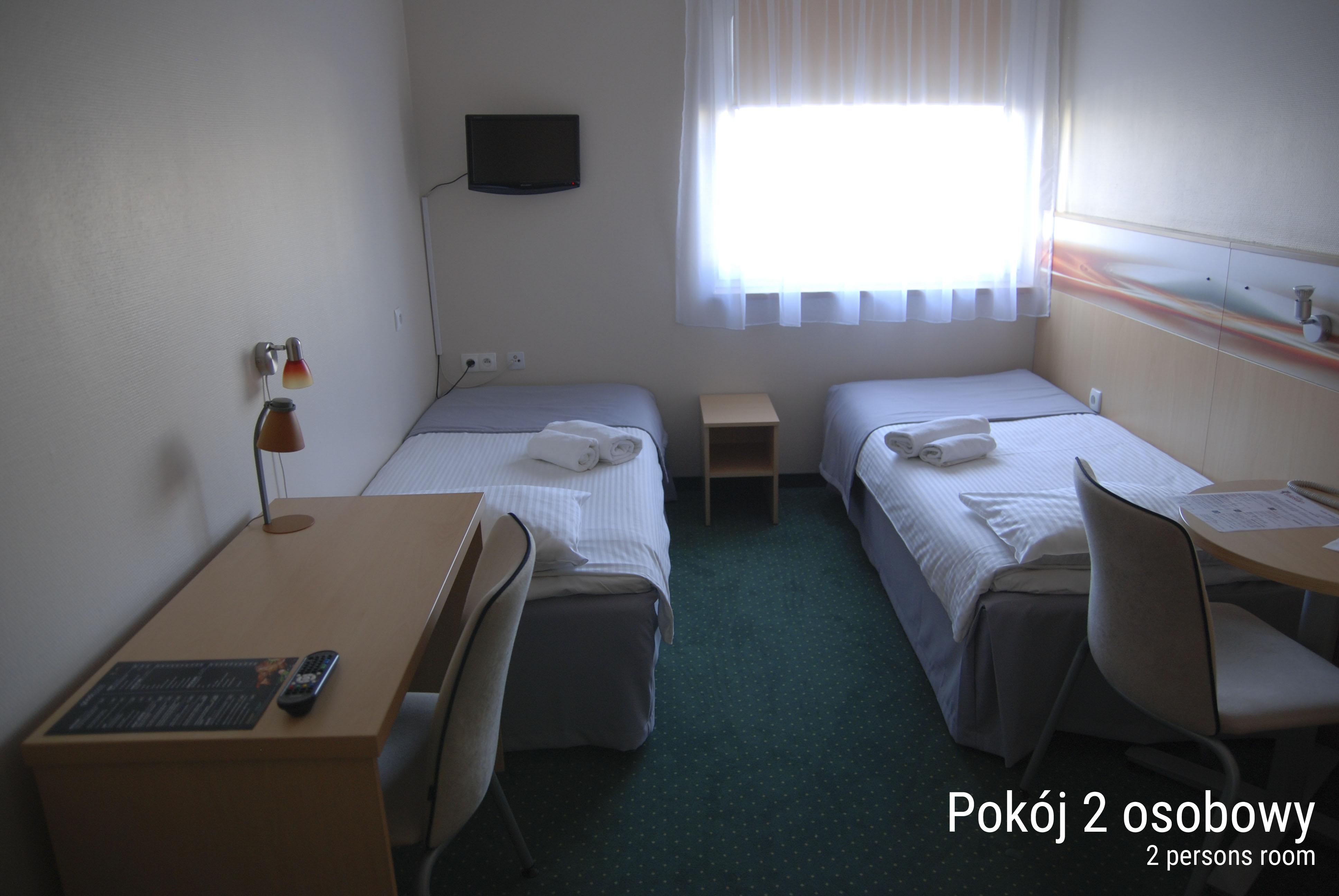 Economy Silesian Hotel Katowice Buitenkant foto