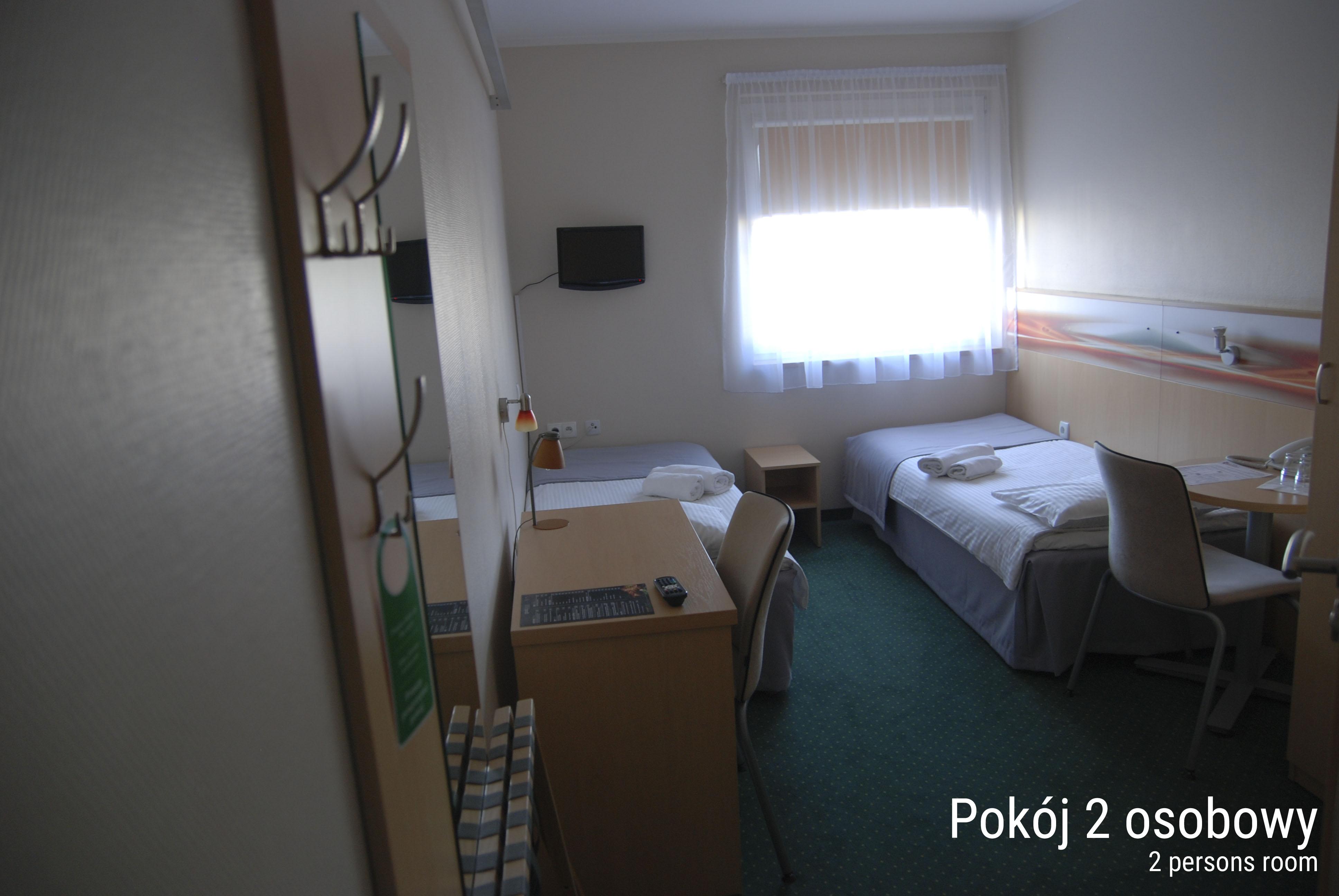 Economy Silesian Hotel Katowice Buitenkant foto