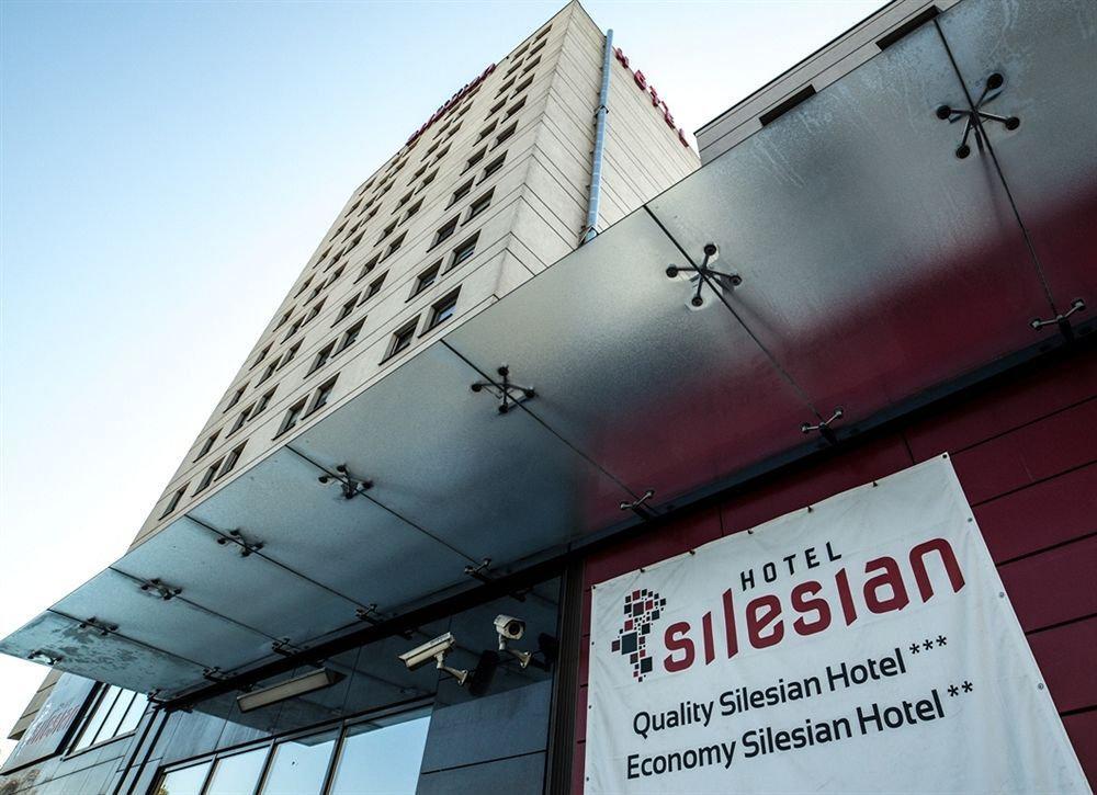 Economy Silesian Hotel Katowice Buitenkant foto