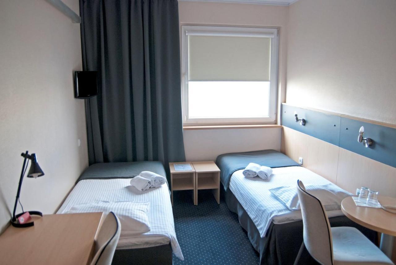 Economy Silesian Hotel Katowice Buitenkant foto